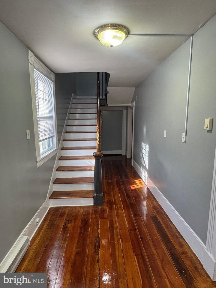 201 Capon St - Photo 2 of 14