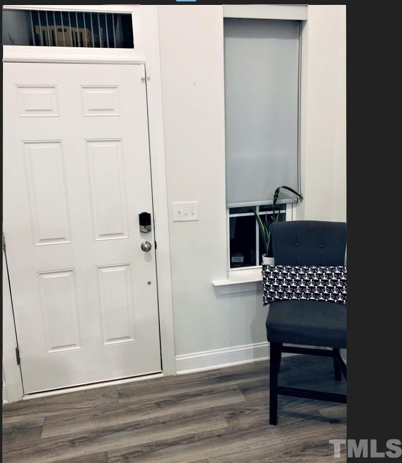 1010 Hero Pl - Photo 2 of 14