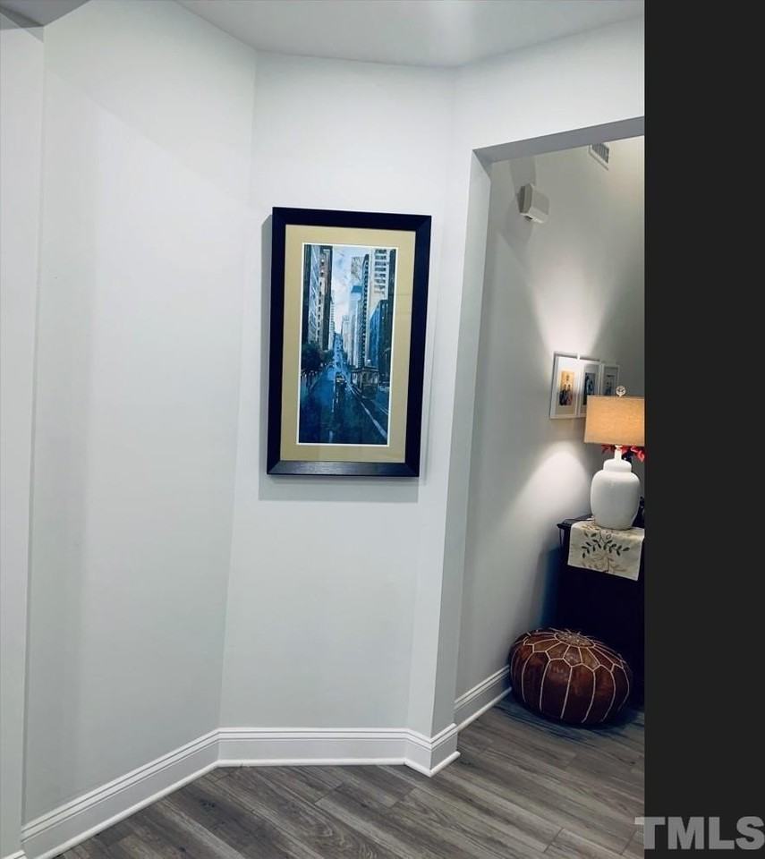 1010 Hero Pl - Photo 5 of 14