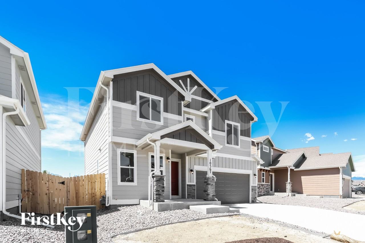 10567 Horton Dr - Photo 2 of 15