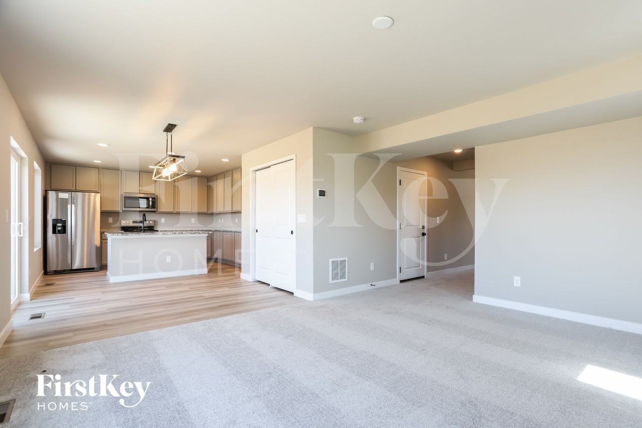 10567 Horton Dr - Photo 4 of 15