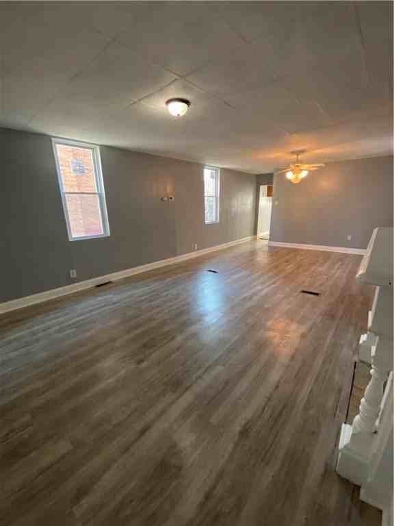 908 North Ave - Photo 3 of 37