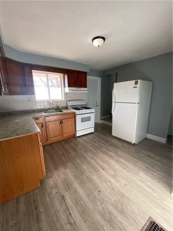 908 North Ave - Photo 6 of 37