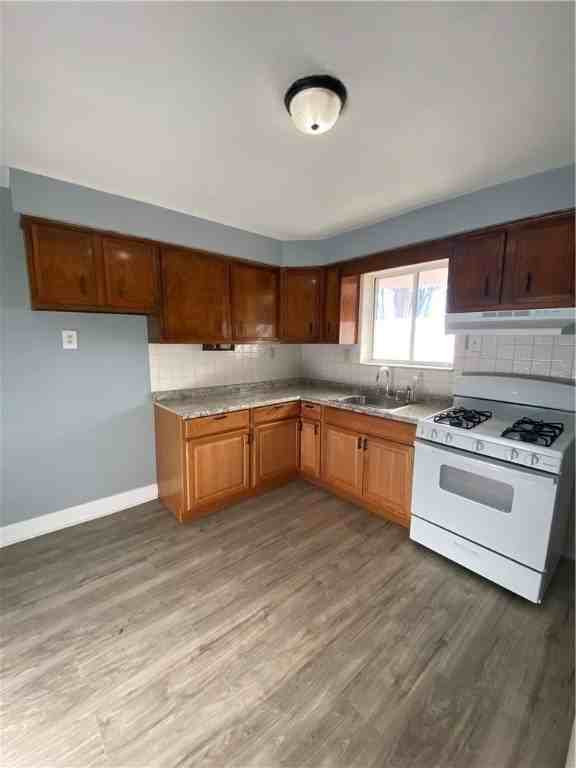 908 North Ave - Photo 7 of 37