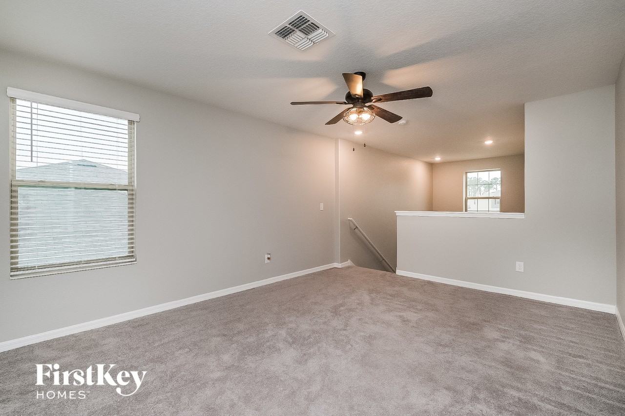 6918 Emerald Spring Loop - Photo 7 of 16