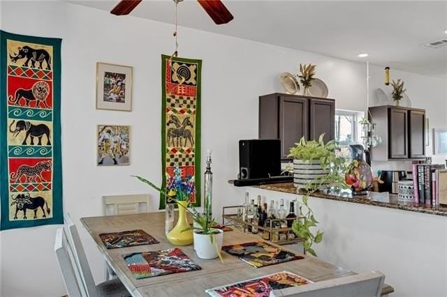 3945 Odin St - Photo 6 of 15