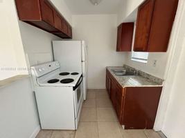 featured image of 1270 Ne 139th St #6
