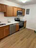 featured image of 673 Washington St #1B