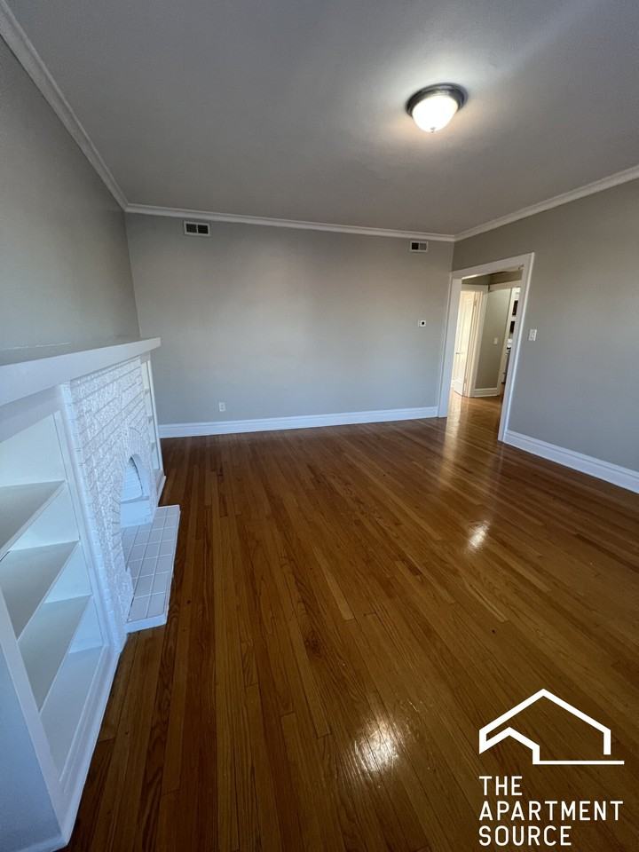 2140 Clarence Ave #2S - Photo 2 of 12