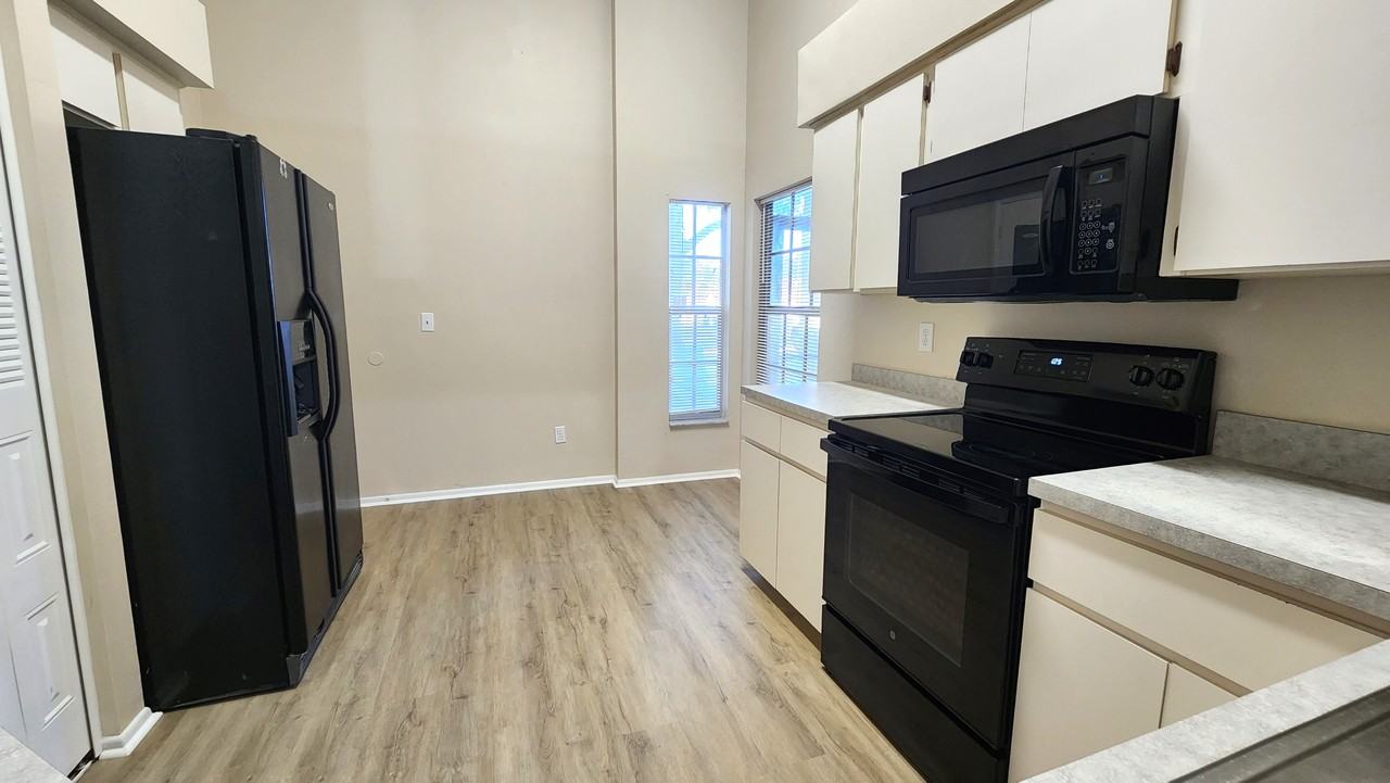 1633 Elk Spring Dr - Photo 7 of 16