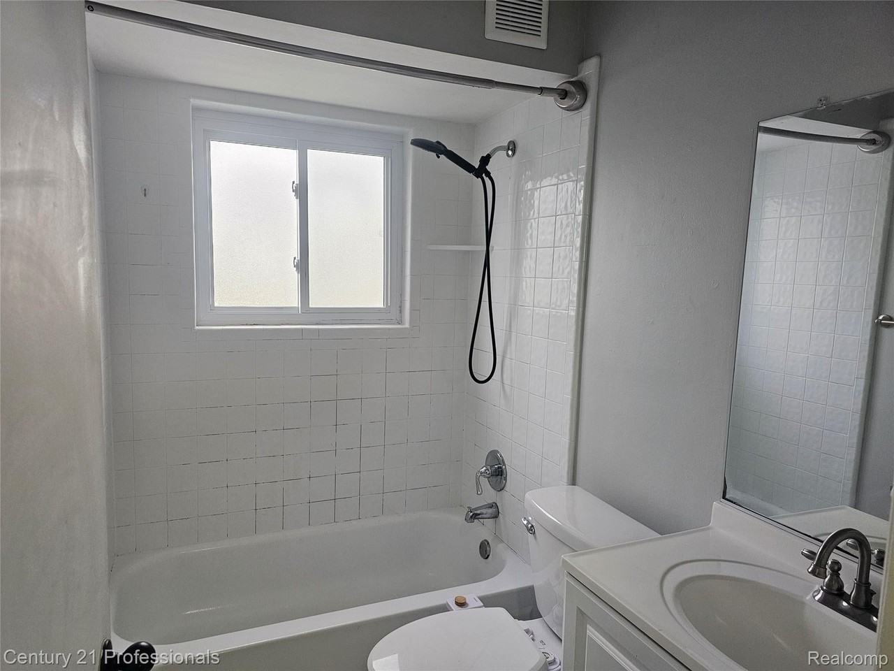 30731 Mackenzie Dr - Photo 7 of 11