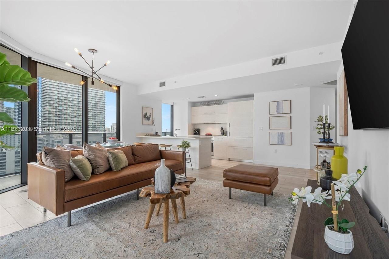 SW 10th St & S Miami Ave - Photo 3 of 22