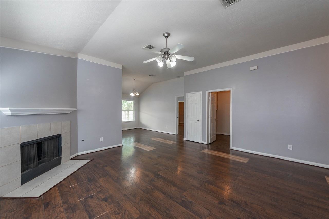 1915 Lingard Park Ct - Photo 3 of 20