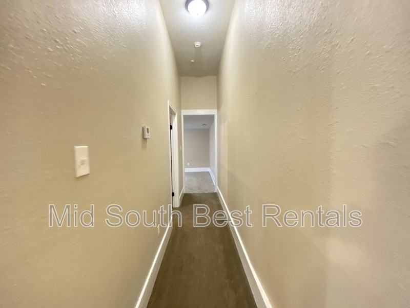 1222 W 19th St - Photo 6 of 10