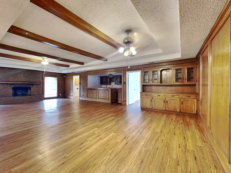 7105 Rolling Fork Dr - Photo 2 of 20