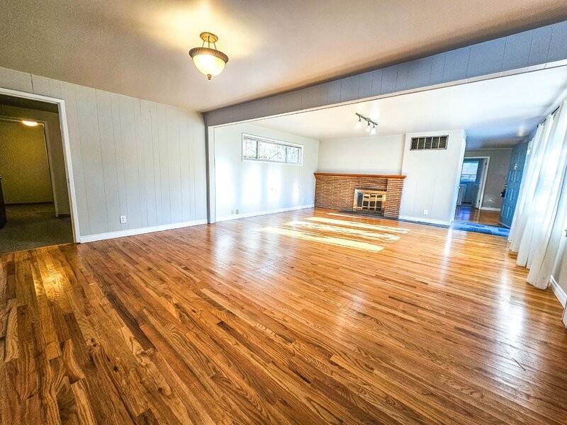 16204 Se 8th St - Photo 7 of 24