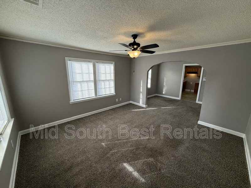 2654 Park Ave - Photo 3 of 15