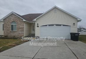 featured image of 3030 Devonwood Dr