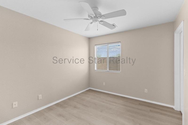 27420 N 63rd Dr - Photo 6 of 29