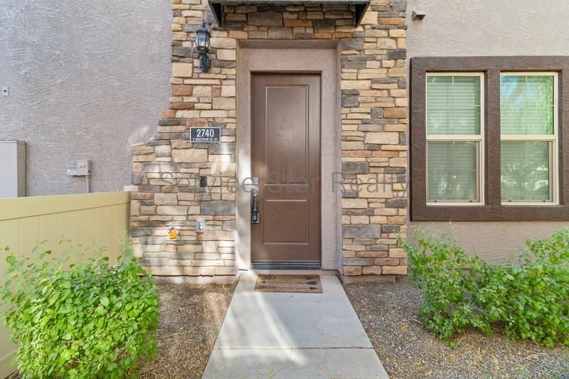 2740 S Equestrian Dr #101 - Photo 2 of 28