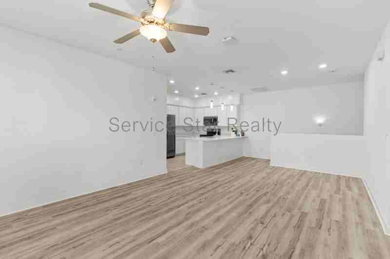 2740 S Equestrian Dr #101 - Photo 5 of 28