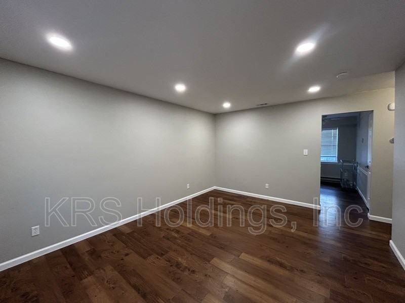 1701 Lafayette Blvd #B - Photo 2 of 7