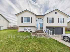 1305 Aspen Dr - Photo 1 of 1