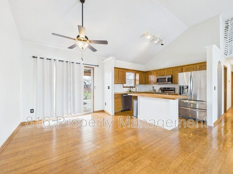 1305 Aspen Dr - Photo 7 of 21