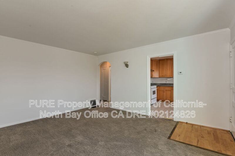 1910 32nd Ave - Photo 3 of 17