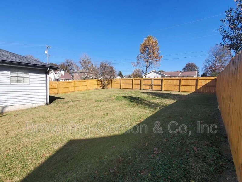 243 Ash Grove Dr - Photo 7 of 17