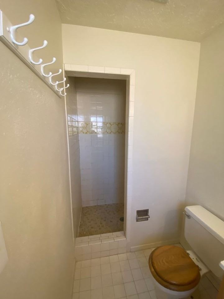 675 Frank Maes Ave - Photo 7 of 20