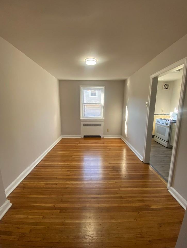 590 Snowden Rd - Photo 5 of 21