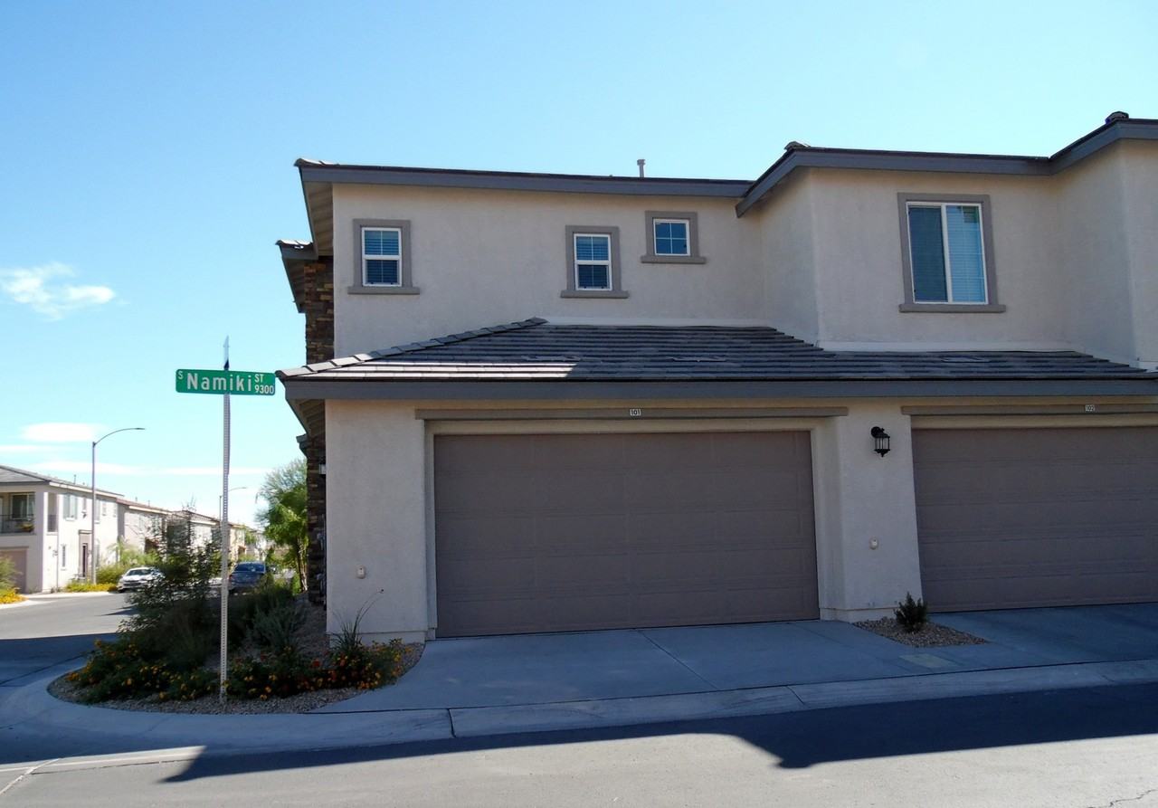 8485 Classique Ave #101 - Photo 3 of 25