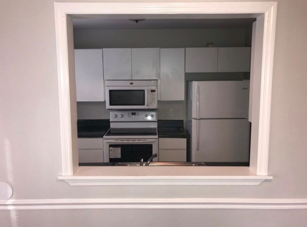 946 Strand Fleet Dr - Photo 3 of 23