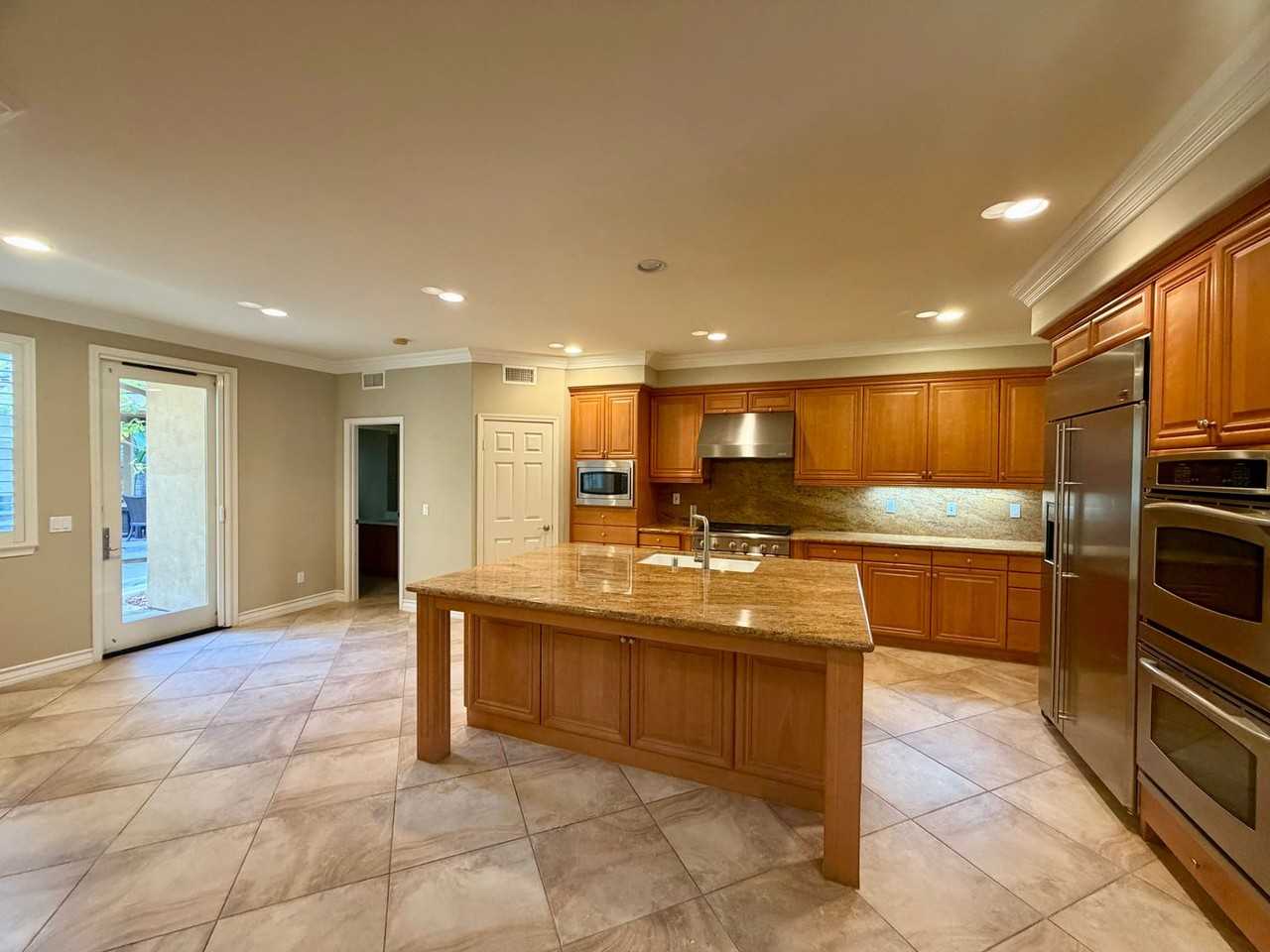 114 Tearose - Photo 6 of 28