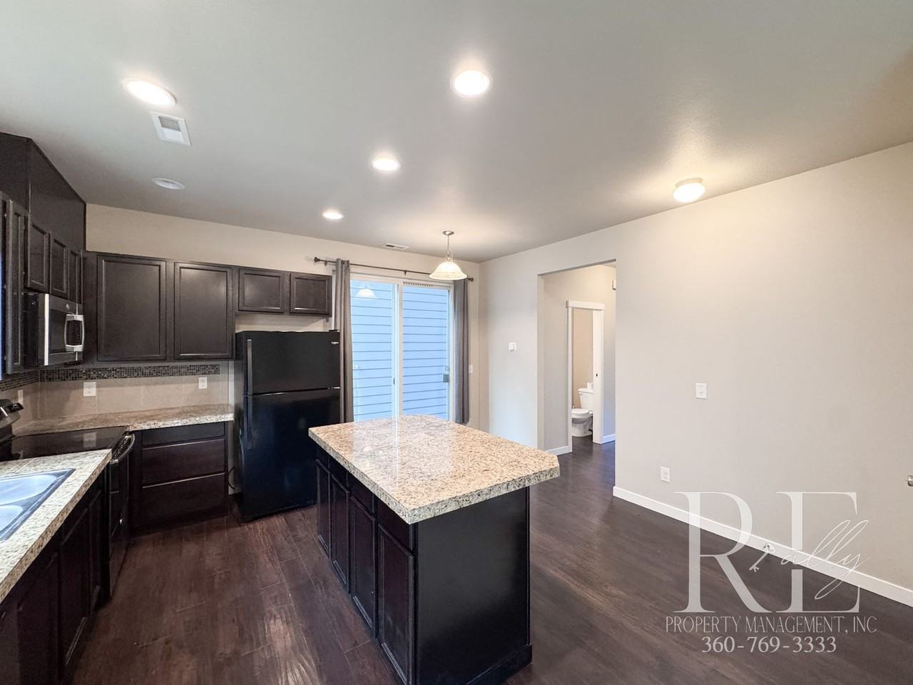 1564 Ne Odessa Way - Photo 6 of 23