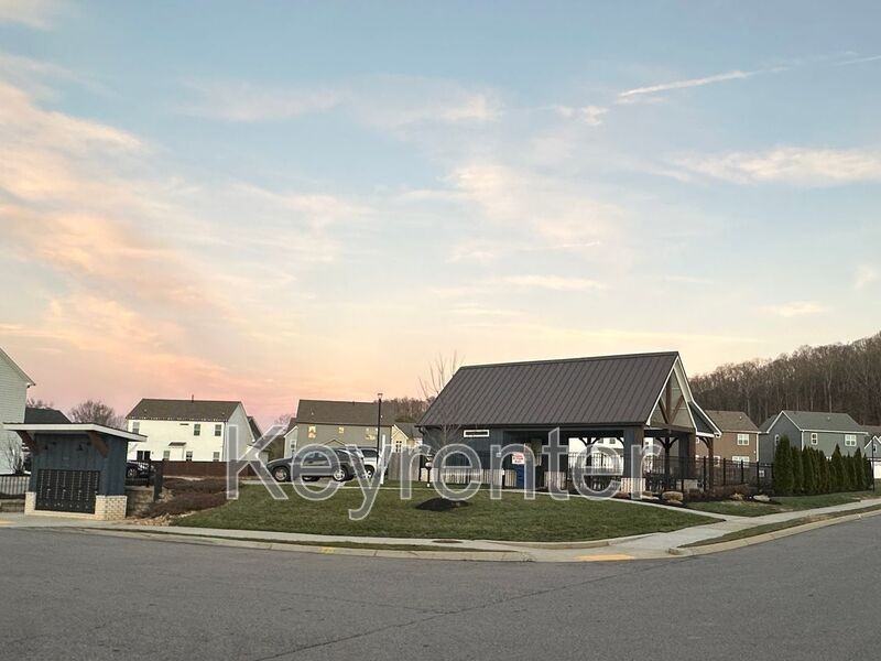 1128 Belle Pond Ave - Photo 4 of 39