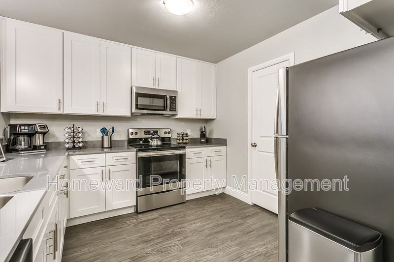 901 Juno Ln ##Tx - Photo 4 of 24