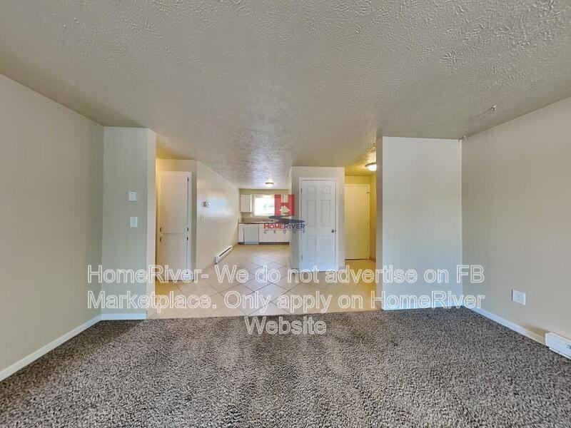 3211 S Regal St #5 - Photo 5 of 18