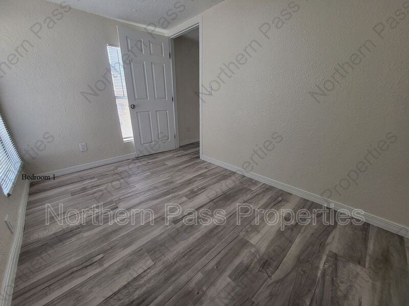 7143 N Loop Dr #E - Photo 6 of 12