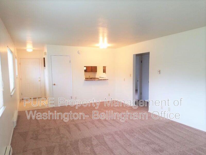 1420 Lakeway Dr #6 - Photo 3 of 10