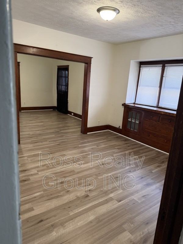 2750 Monroe St - Photo 3 of 6