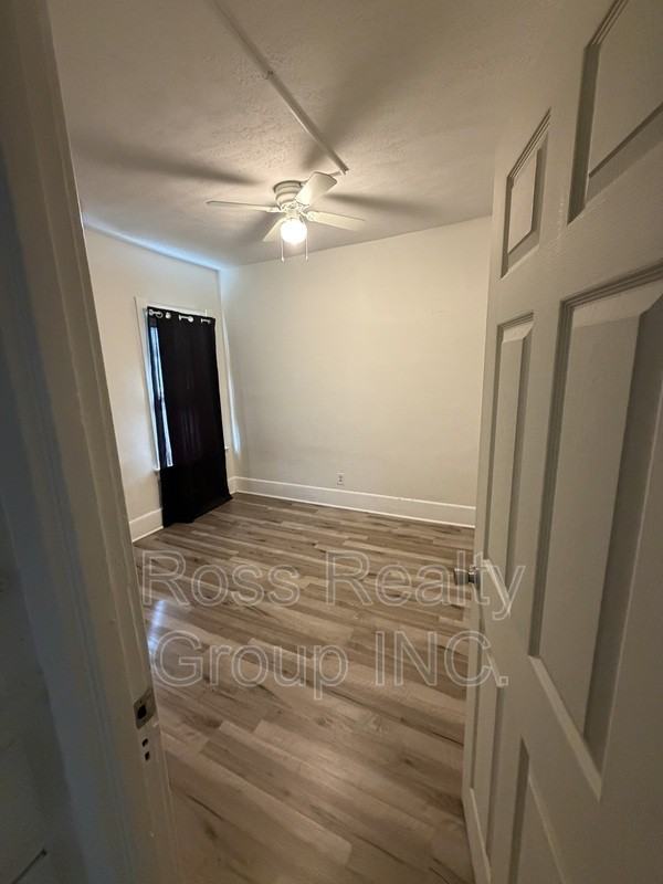 2750 Monroe St - Photo 5 of 6