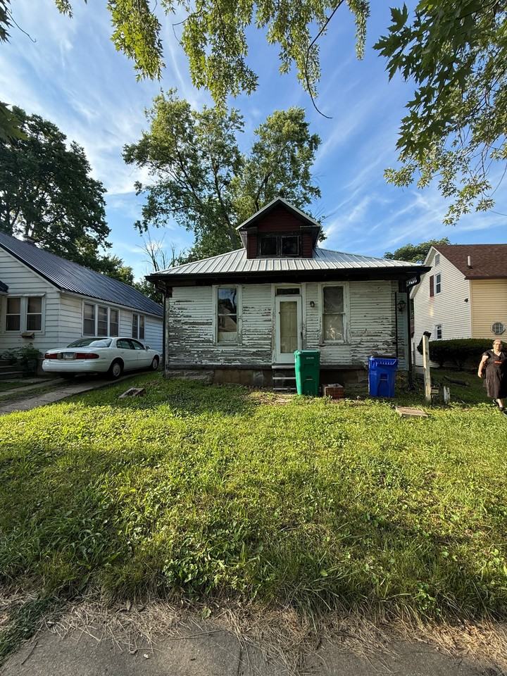 1730 E Wood St #1 - Photo 7 of 22