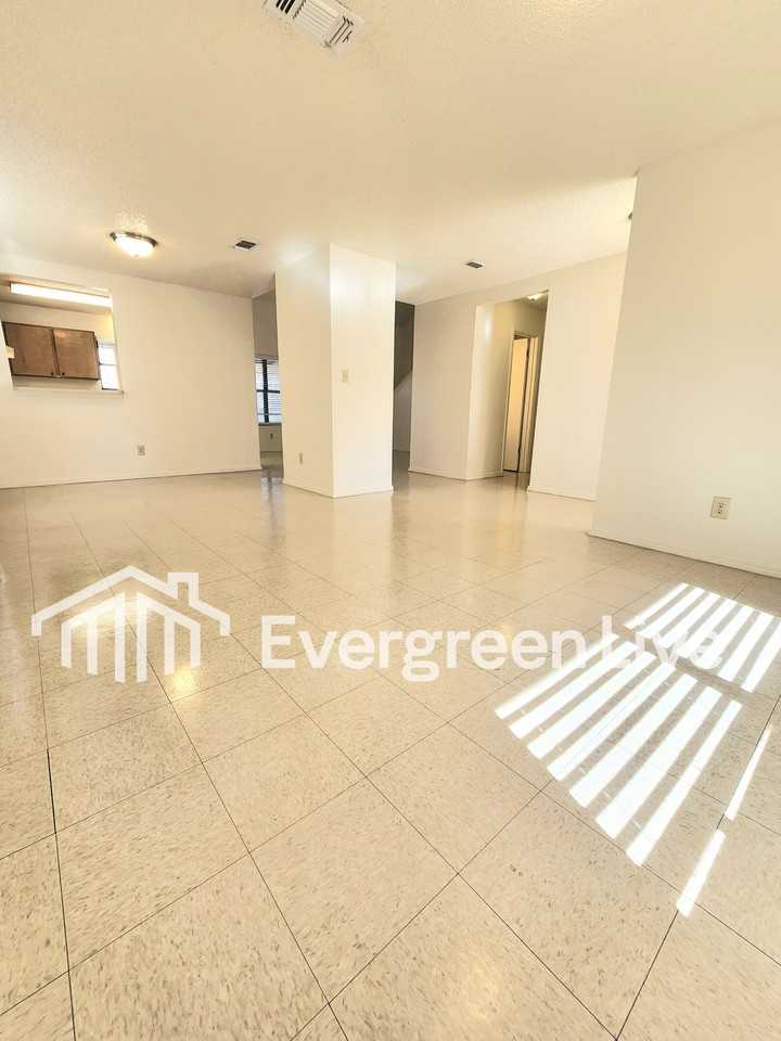 2312 Sandia Ct - Photo 3 of 22