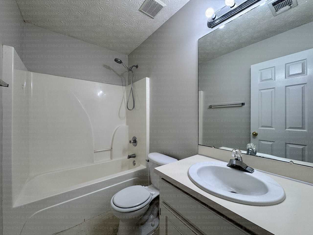 6053 N Pointe Dr - Photo 5 of 14