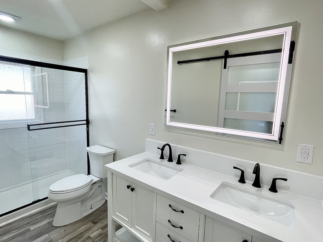 1475 Oakland Rd - Photo 6 of 8