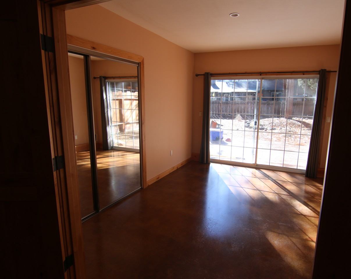 824 Hazel Dr #B - Photo 5 of 13