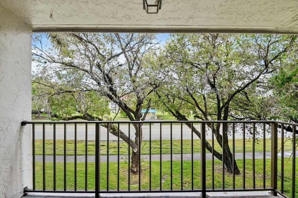 1400 Windorah Way #G - Photo 3 of 8