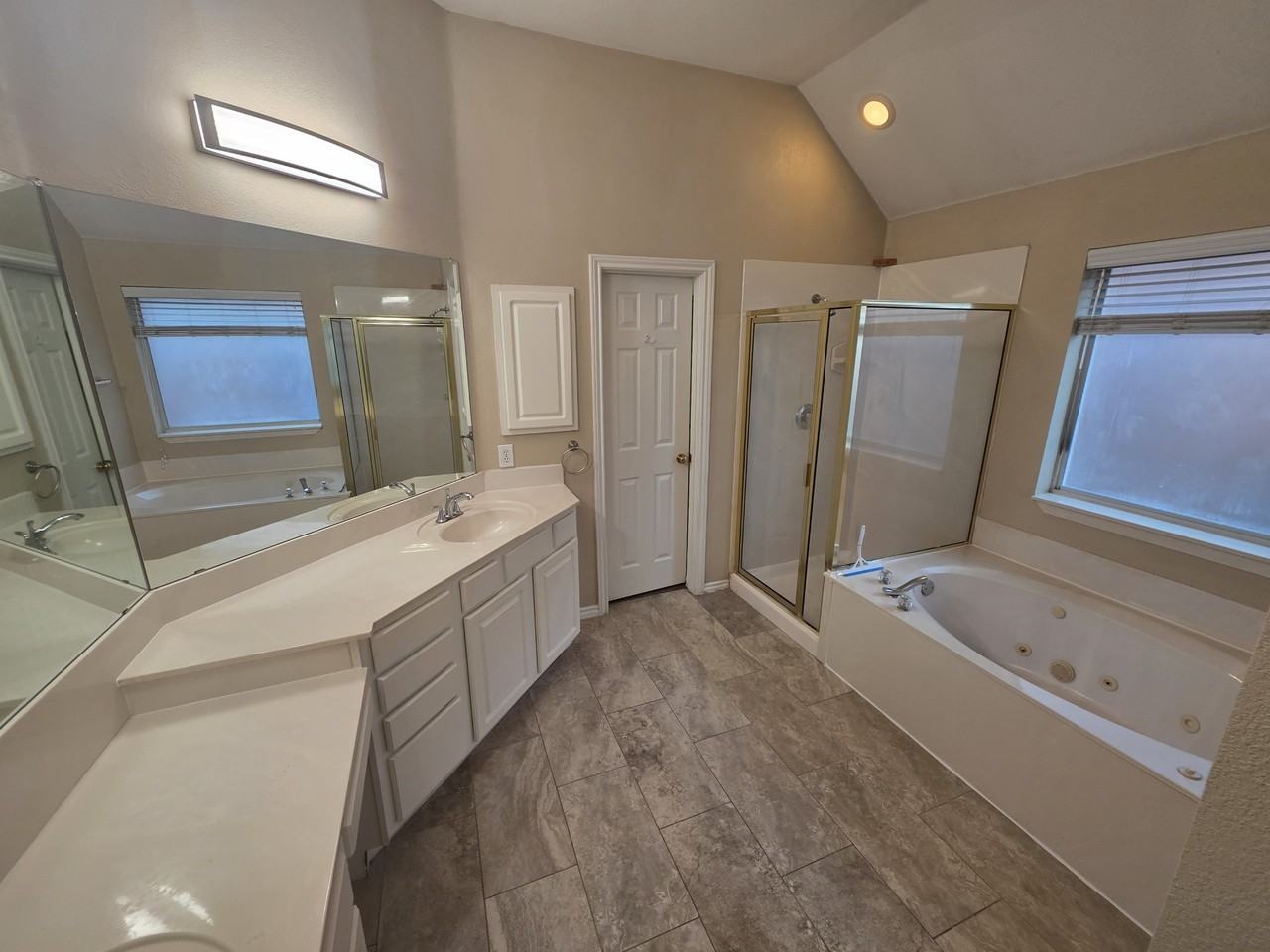 8209 Bulrush Dr - Photo 7 of 18